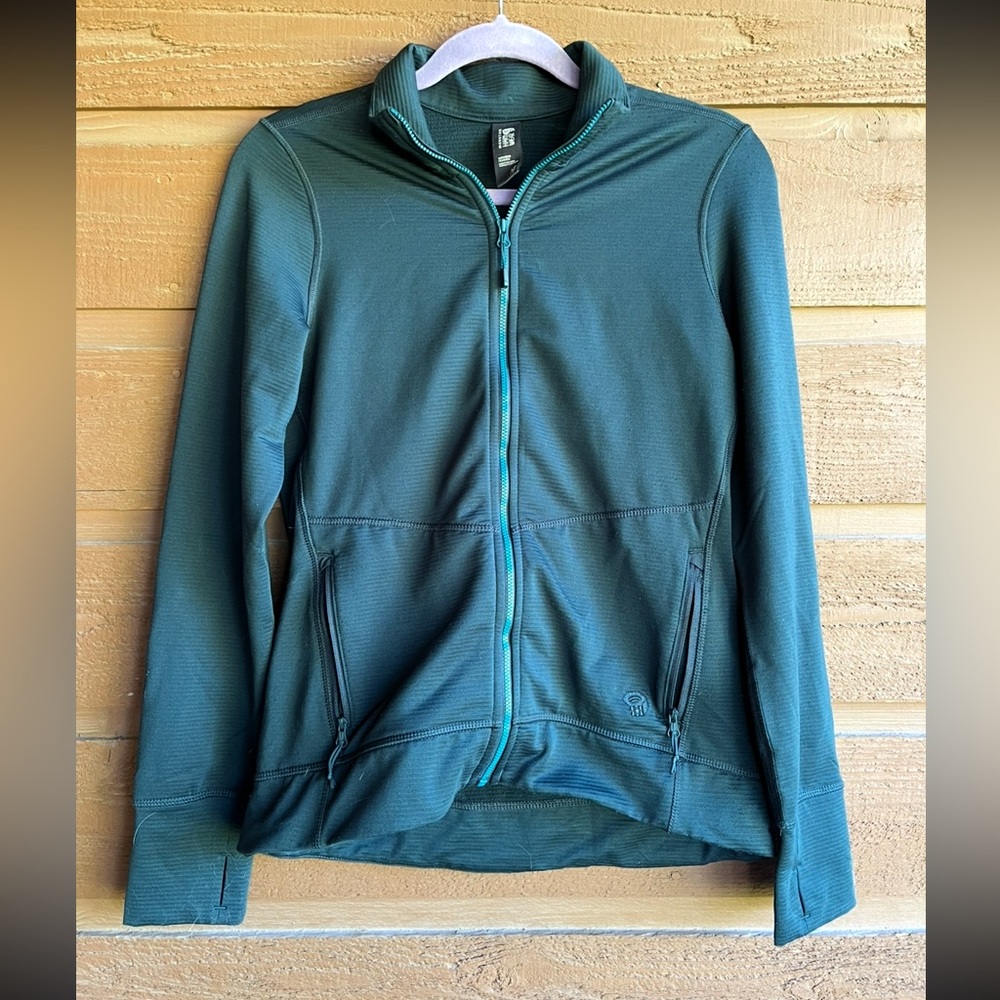 Mountain Hardware zip up soft lightweight long sleeve jacket. Size XS EUC